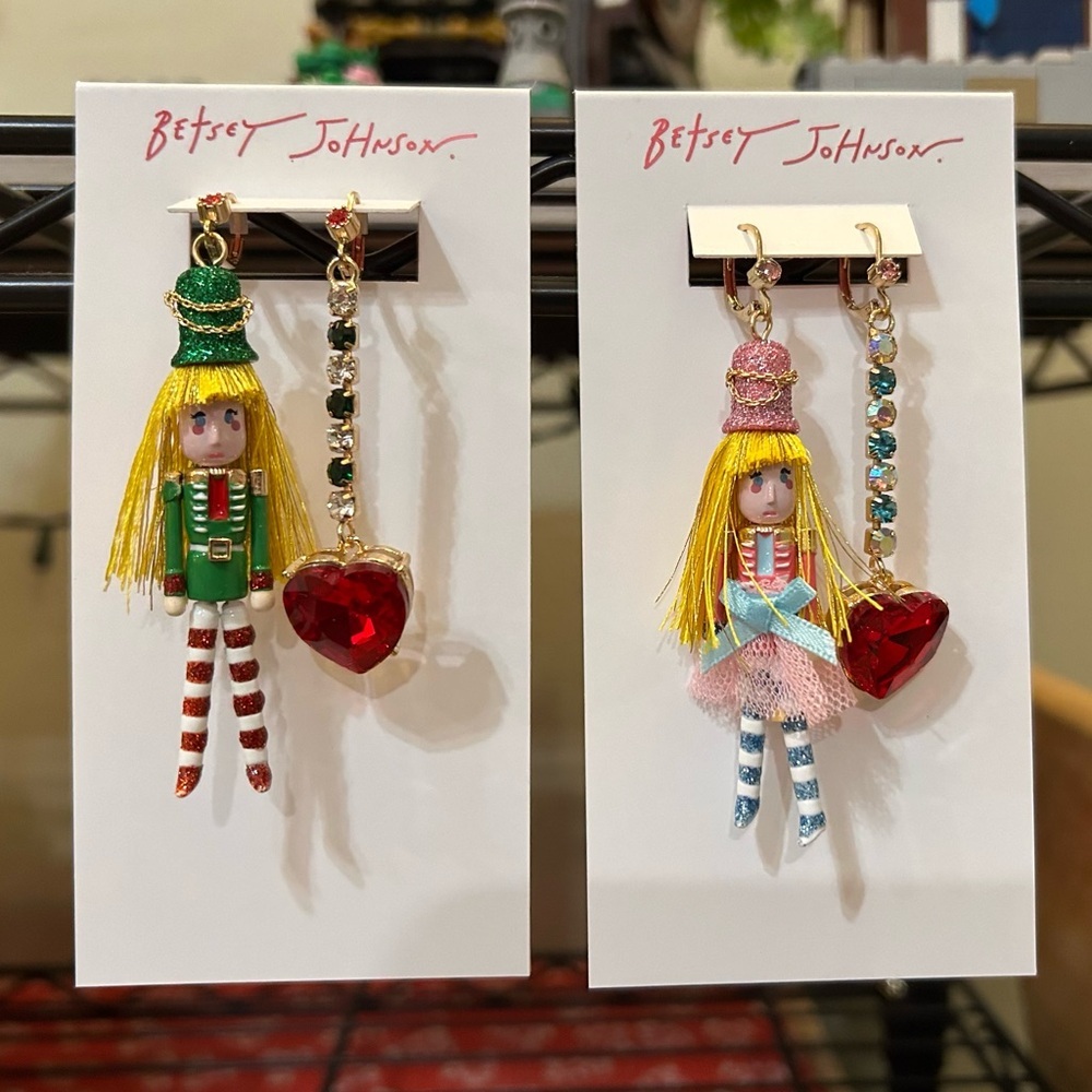 2 Pairs BETSEY JOHNSON Nutcracker Heart Mismatched Earrings. Brand New With Tags
